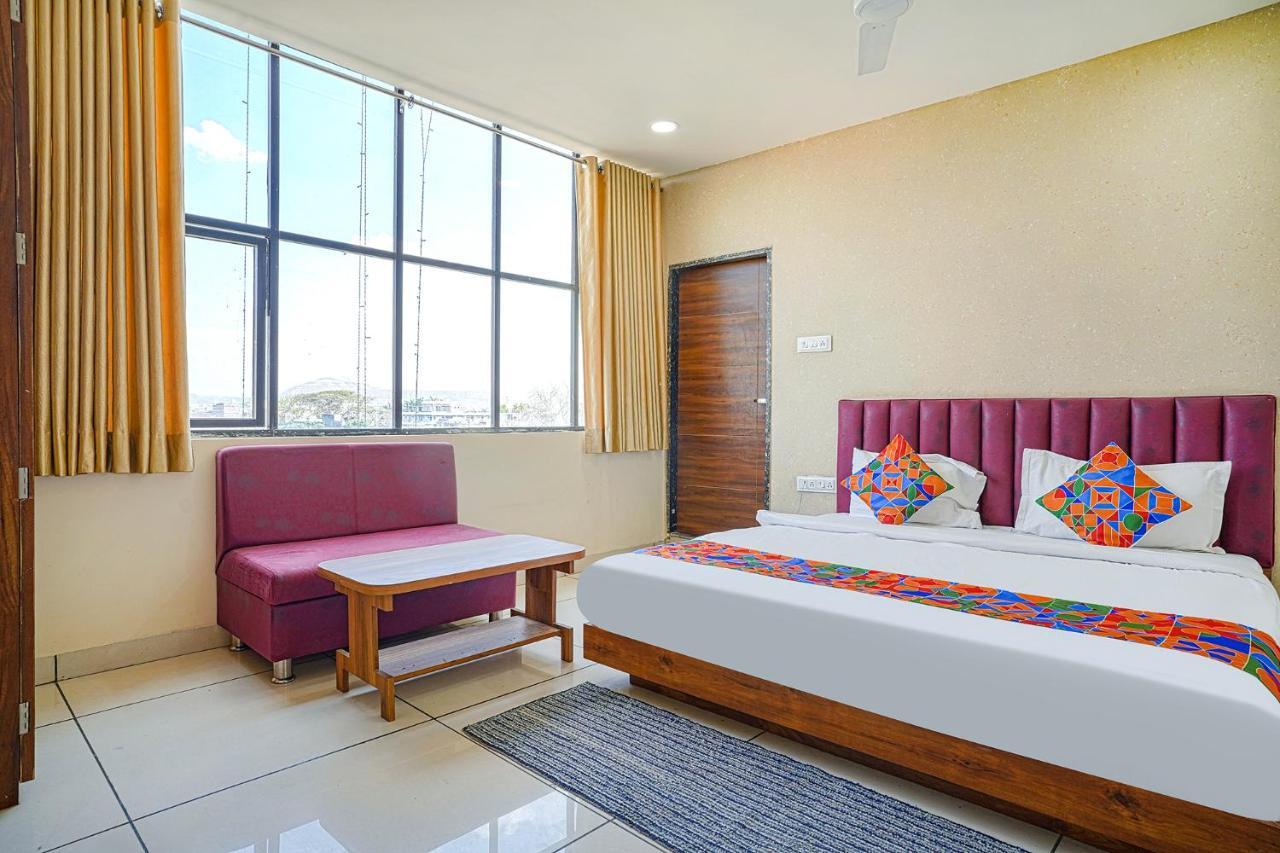 Fabhotel Sukh Vilas Indore Exterior foto