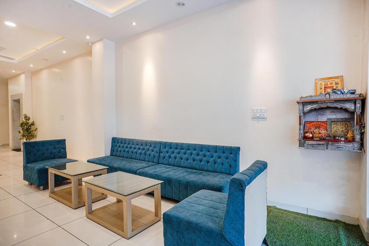 Fabhotel Sukh Vilas Indore Exterior foto