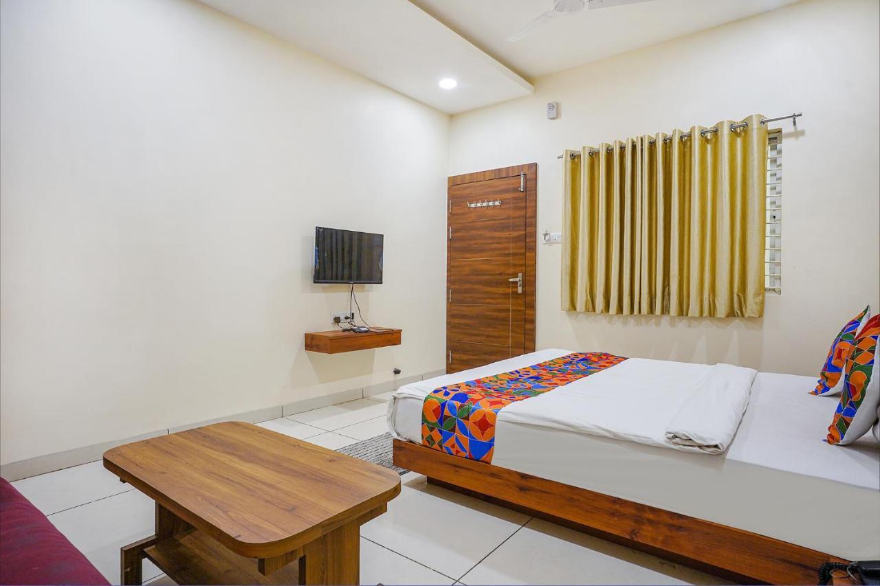 Fabhotel Sukh Vilas Indore Exterior foto